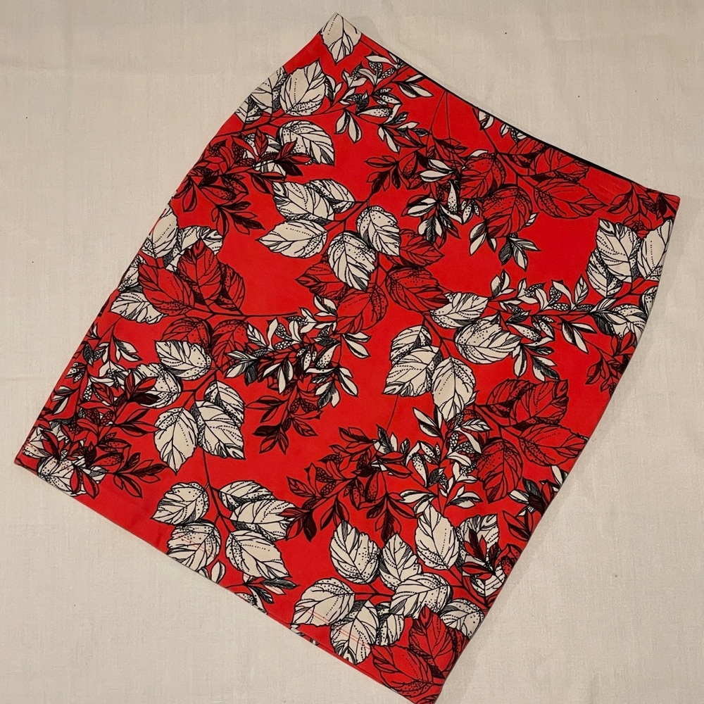 Ann Taylor Orange Leaf Print Stretch Pencil Skirt